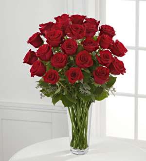 The FTD® Sweet Roses Bouquet
