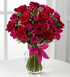 El FTD ® Struck-Love ™ Rose Bouquet