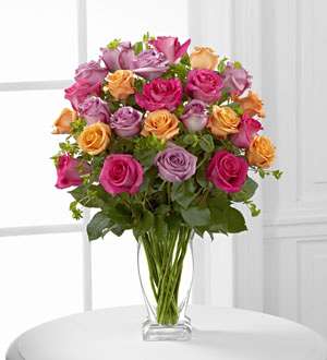 El FTD ® Pure Enchantment ™ Rose Bouquet