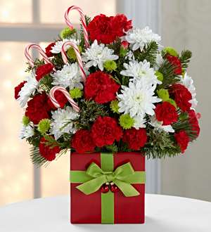 El Holiday Cheer FTD ® ™ Bouquet 