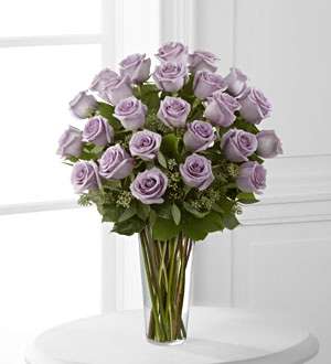 El FTD ® Lavender Rose Bouquet