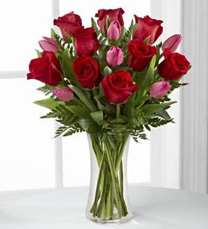 Maravilloso Amor™ Bouquet FTD®
